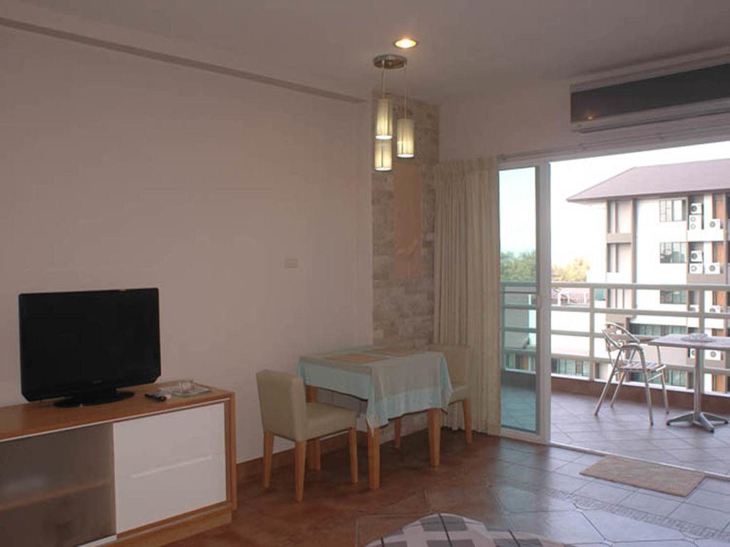 Apartments At View Talay Pattaya ภายนอก รูปภาพ